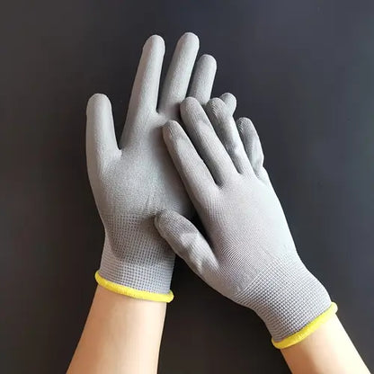 Guantes de trabajo de nitrilo.